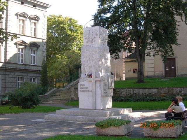 Budowa Pomnika Niepodległości w Wałbrzychu na Placu Kościelnym